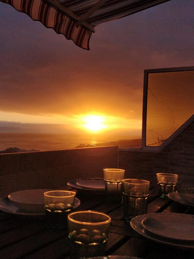 New Deluxe Stunned Seaview 2 Bed Apartment